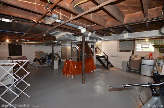 909 Knowles Street, Royal Oak, MI 48067