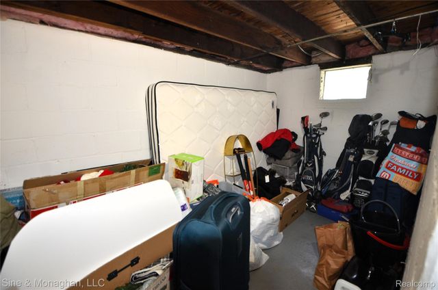 909 Knowles Street, Royal Oak, MI 48067