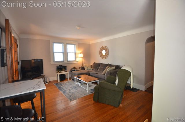 909 Knowles Street, Royal Oak, MI 48067