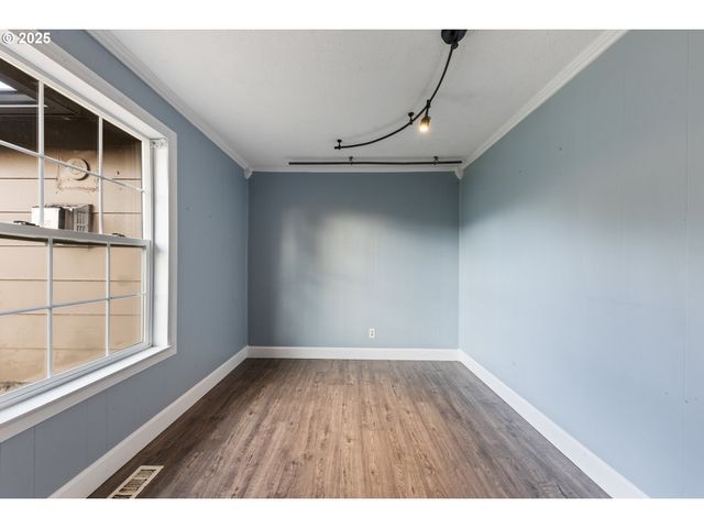 31778 S Hwy 213, Molalla, OR 97038