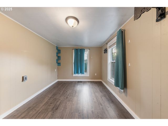 31778 S Hwy 213, Molalla, OR 97038