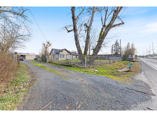 31778 S Hwy 213, Molalla, OR 97038