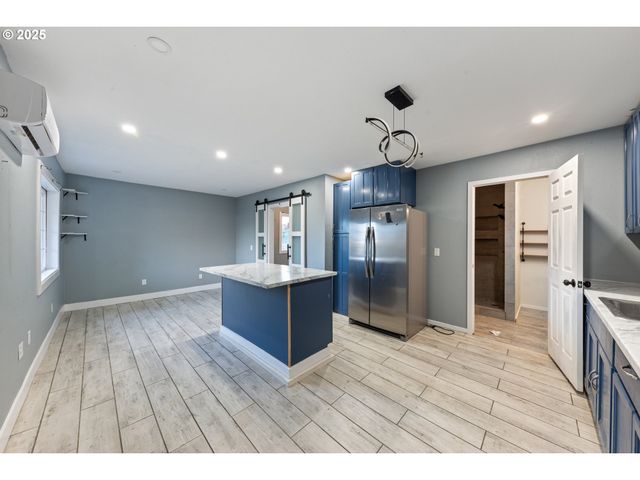 31778 S Hwy 213, Molalla, OR 97038