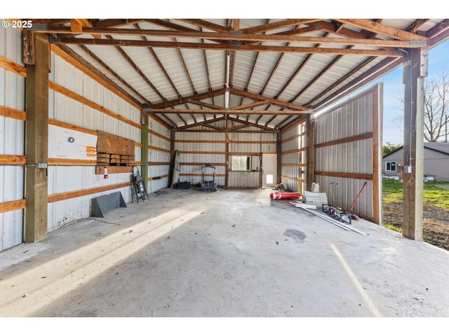 31778 S Hwy 213, Molalla, OR 97038