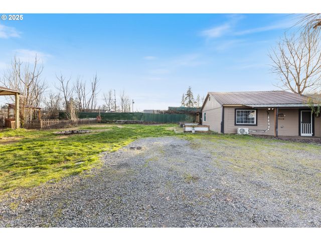31778 S Hwy 213, Molalla, OR 97038