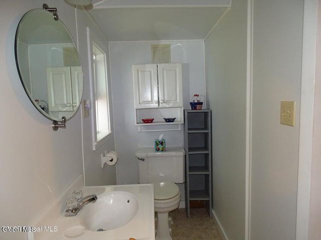 2255 Oaks Road, Argyle, NY 12809