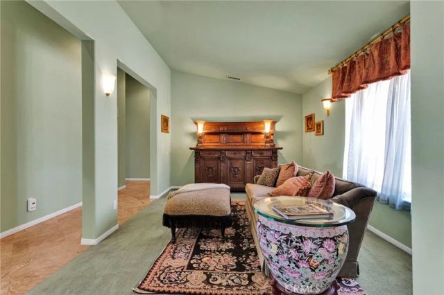 8828 Vincent Court, Oak Hills, CA 92344