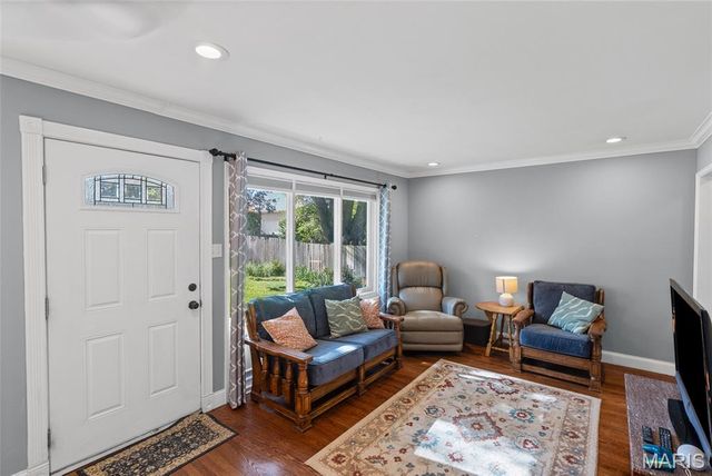 7900 Birkenhead Drive, St Louis, MO 63123