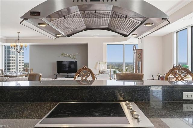 4545 Commerce St Unit 1904, Virginia Beach, VA 23462