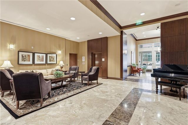 4545 Commerce St Unit 1904, Virginia Beach, VA 23462