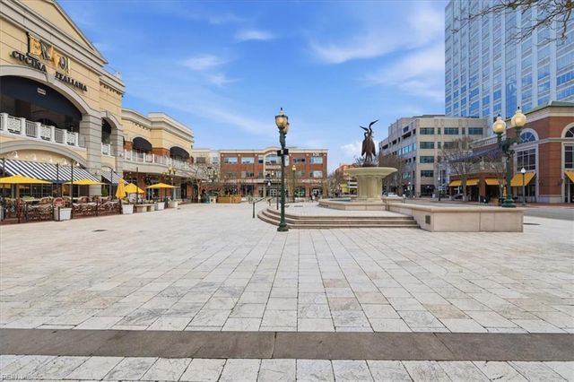 4545 Commerce St Unit 1904, Virginia Beach, VA 23462