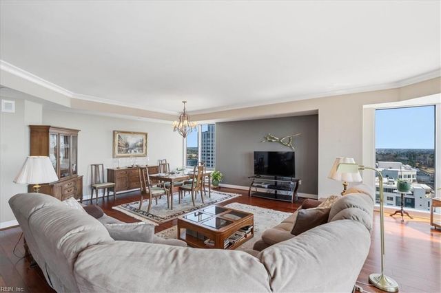 4545 Commerce St Unit 1904, Virginia Beach, VA 23462