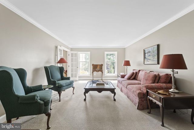 120 SUMMIT DR, Phoenixville, PA 19460