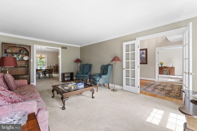 120 SUMMIT DR, Phoenixville, PA 19460