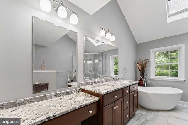 120 SUMMIT DR, Phoenixville, PA 19460