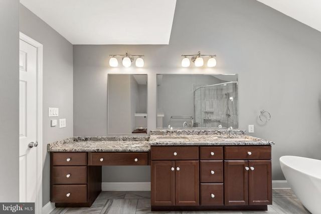 120 SUMMIT DR, Phoenixville, PA 19460