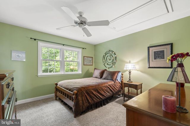 120 SUMMIT DR, Phoenixville, PA 19460