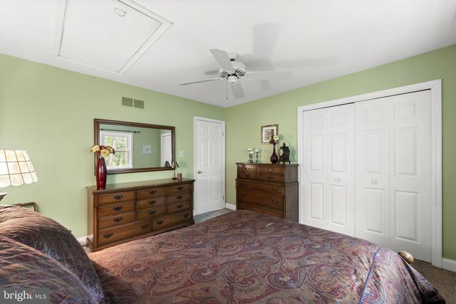 120 SUMMIT DR, Phoenixville, PA 19460