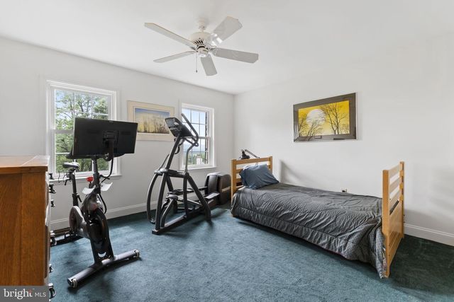 120 SUMMIT DR, Phoenixville, PA 19460
