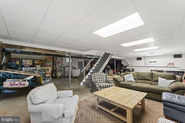 120 SUMMIT DR, Phoenixville, PA 19460