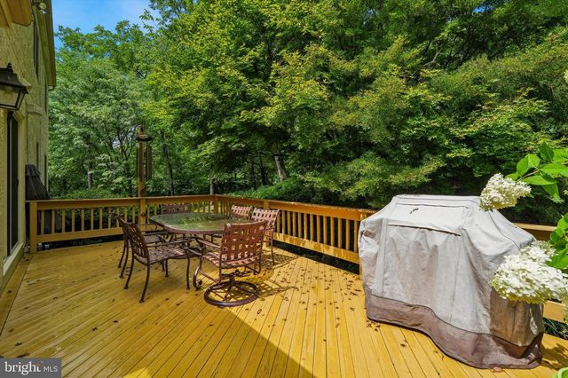 120 SUMMIT DR, Phoenixville, PA 19460
