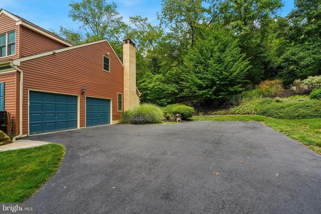 120 SUMMIT DR, Phoenixville, PA 19460
