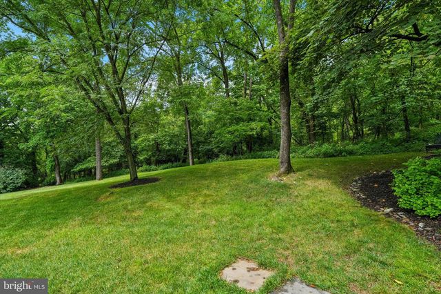 120 SUMMIT DR, Phoenixville, PA 19460