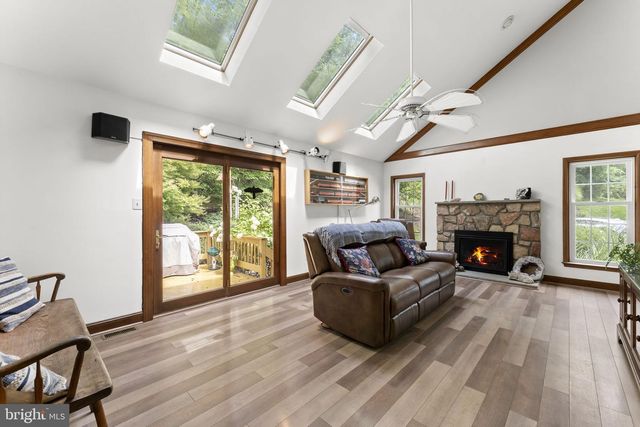 120 SUMMIT DR, Phoenixville, PA 19460