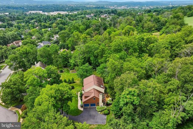 120 SUMMIT DR, Phoenixville, PA 19460