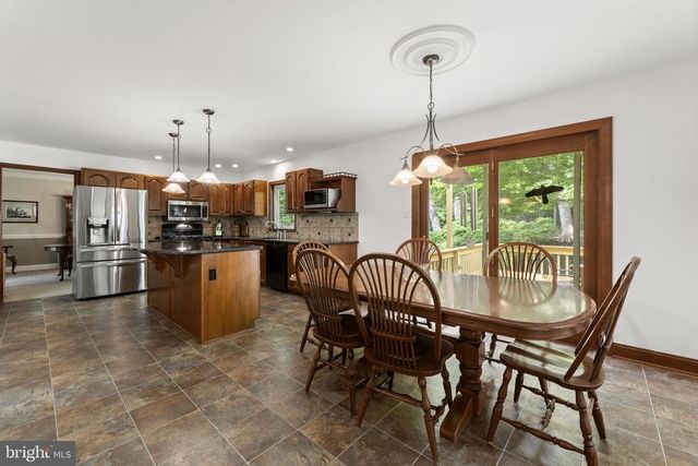 120 SUMMIT DR, Phoenixville, PA 19460
