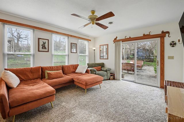 1 Jennings Road, Greenhills, OH 45218