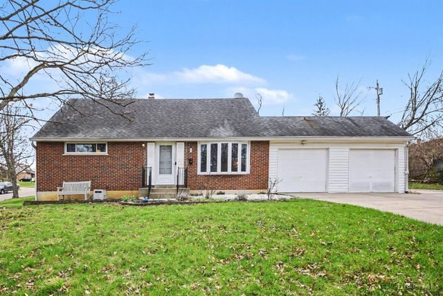 1 Jennings Road, Greenhills, OH 45218