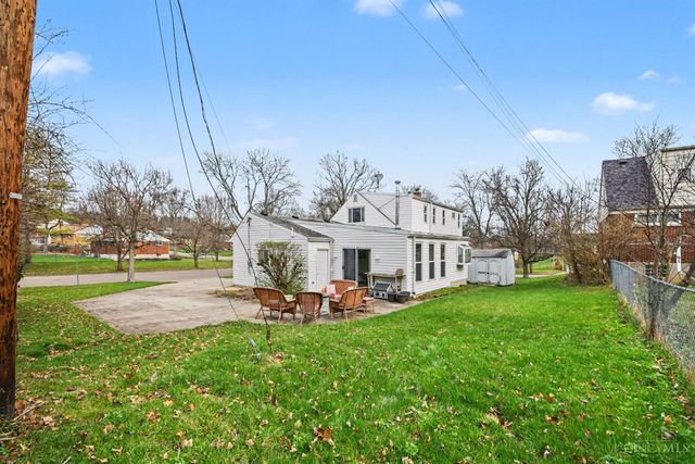 1 Jennings Road, Greenhills, OH 45218