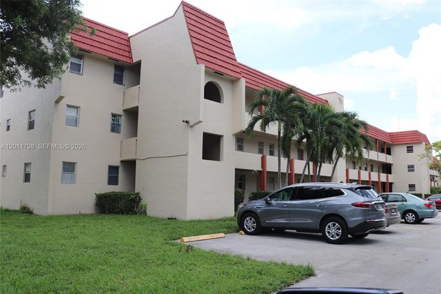 2900 W Sunrise Lakes Dr 101, Sunrise, FL 33322