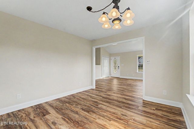 768 Harvest Meadows Drive, Kodak, TN 37764