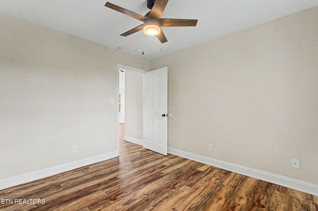 768 Harvest Meadows Drive, Kodak, TN 37764