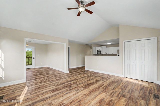 768 Harvest Meadows Drive, Kodak, TN 37764