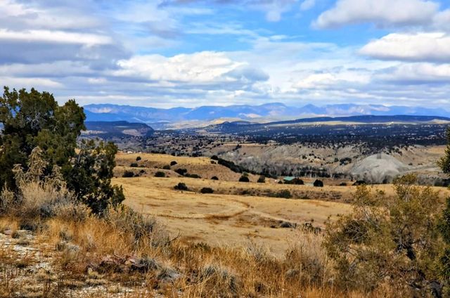 1574 4th St, Penrose, CO 81240