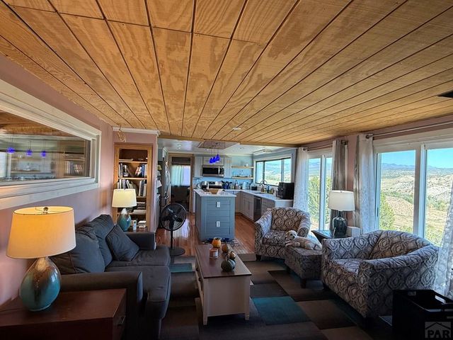 1574 4th St, Penrose, CO 81240