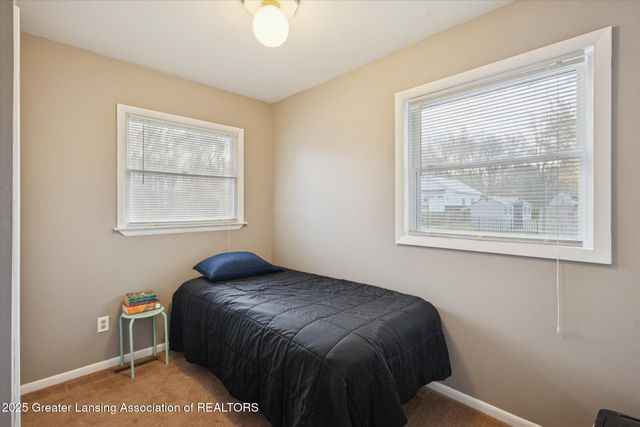 7895 W Herbison Road, Grand Ledge, MI 48837