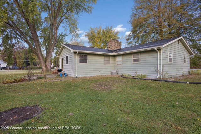 7895 W Herbison Road, Grand Ledge, MI 48837