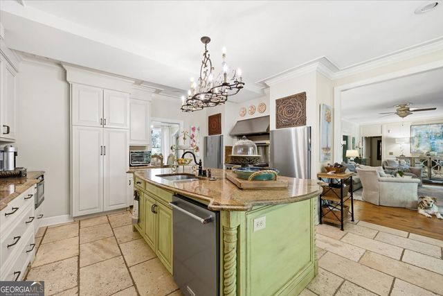 4717 Brae Burn Lane, Macon, GA 31210