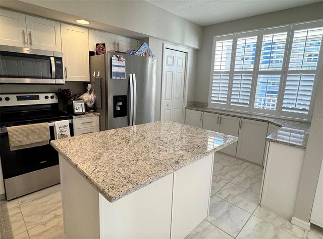 960 STARKEY ROAD 5102, Largo, FL 33771