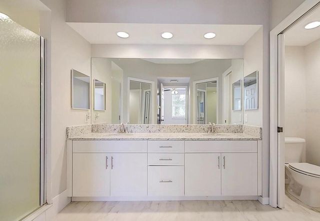 960 STARKEY ROAD 5102, Largo, FL 33771