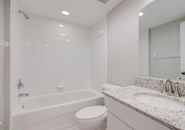 960 STARKEY ROAD 5102, Largo, FL 33771