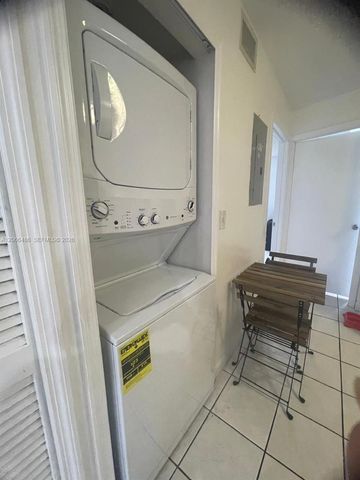4689 NW 9th Street 207, Miami, FL 33126