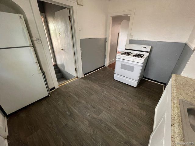 15893 Indiana Street, Detroit, MI 48238