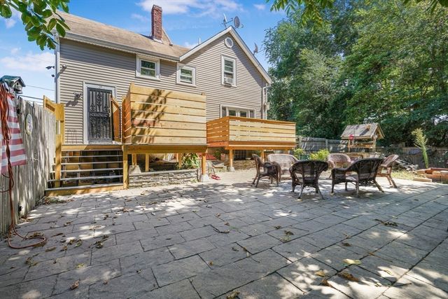 185 Stafford Road, Tiverton, RI 02878