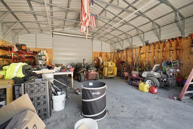 185 Stafford Road, Tiverton, RI 02878