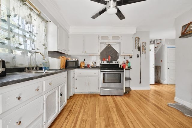 185 Stafford Road, Tiverton, RI 02878